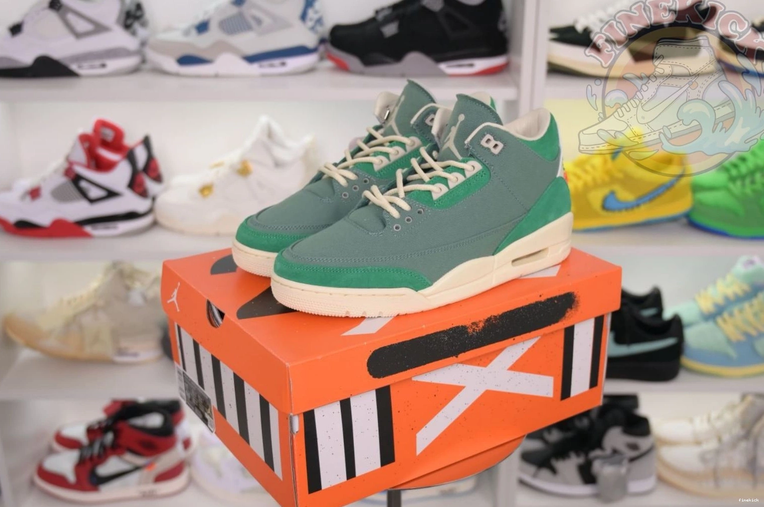 3 OG WMNS